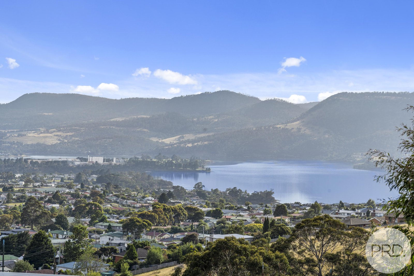 33 Wallcrest Road BERRIEDALE 2
