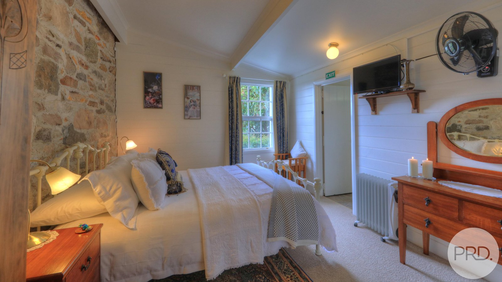 33 Walpole Street ORFORD 8