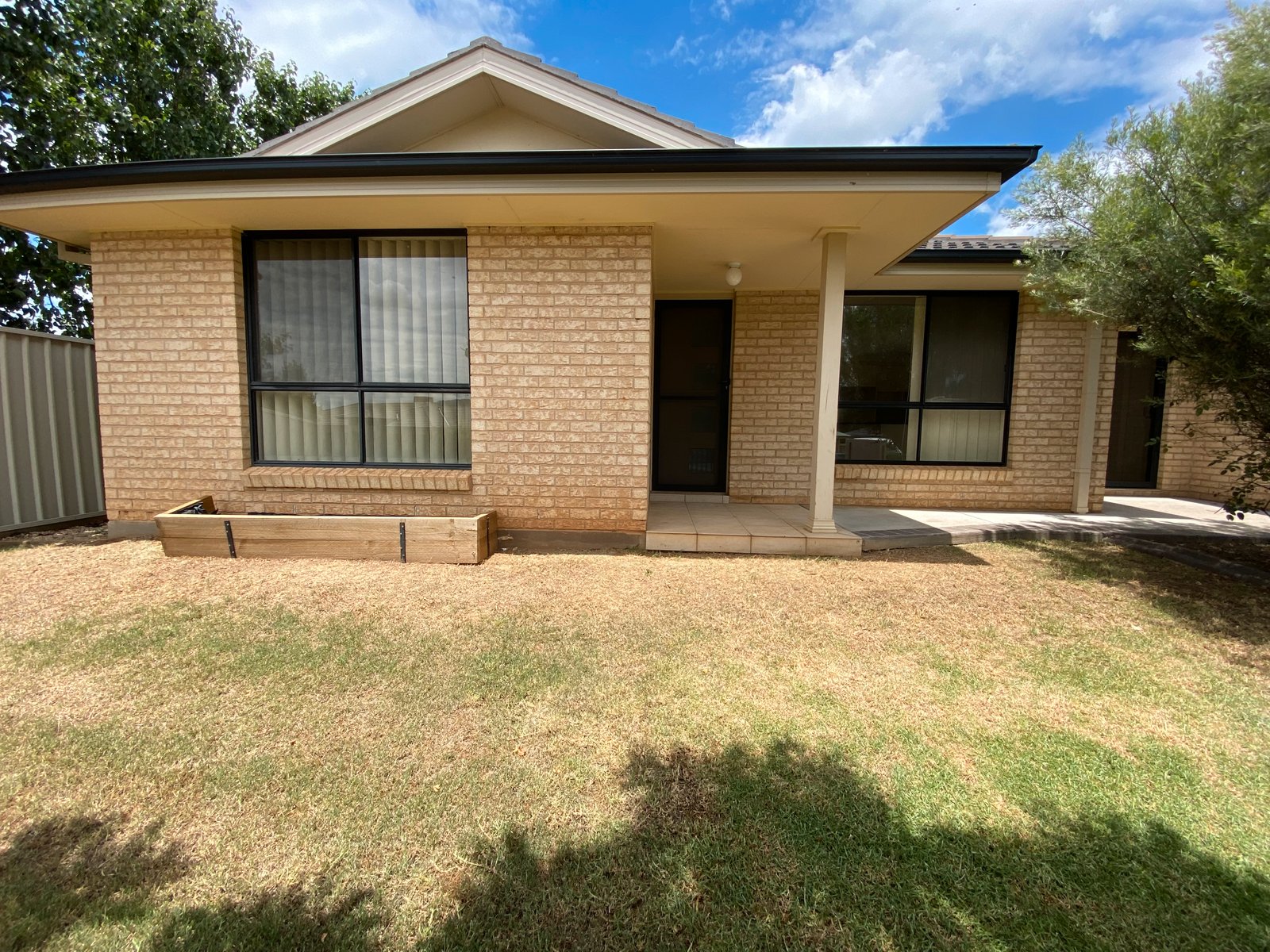 33 Warrah Drive CALALA 2