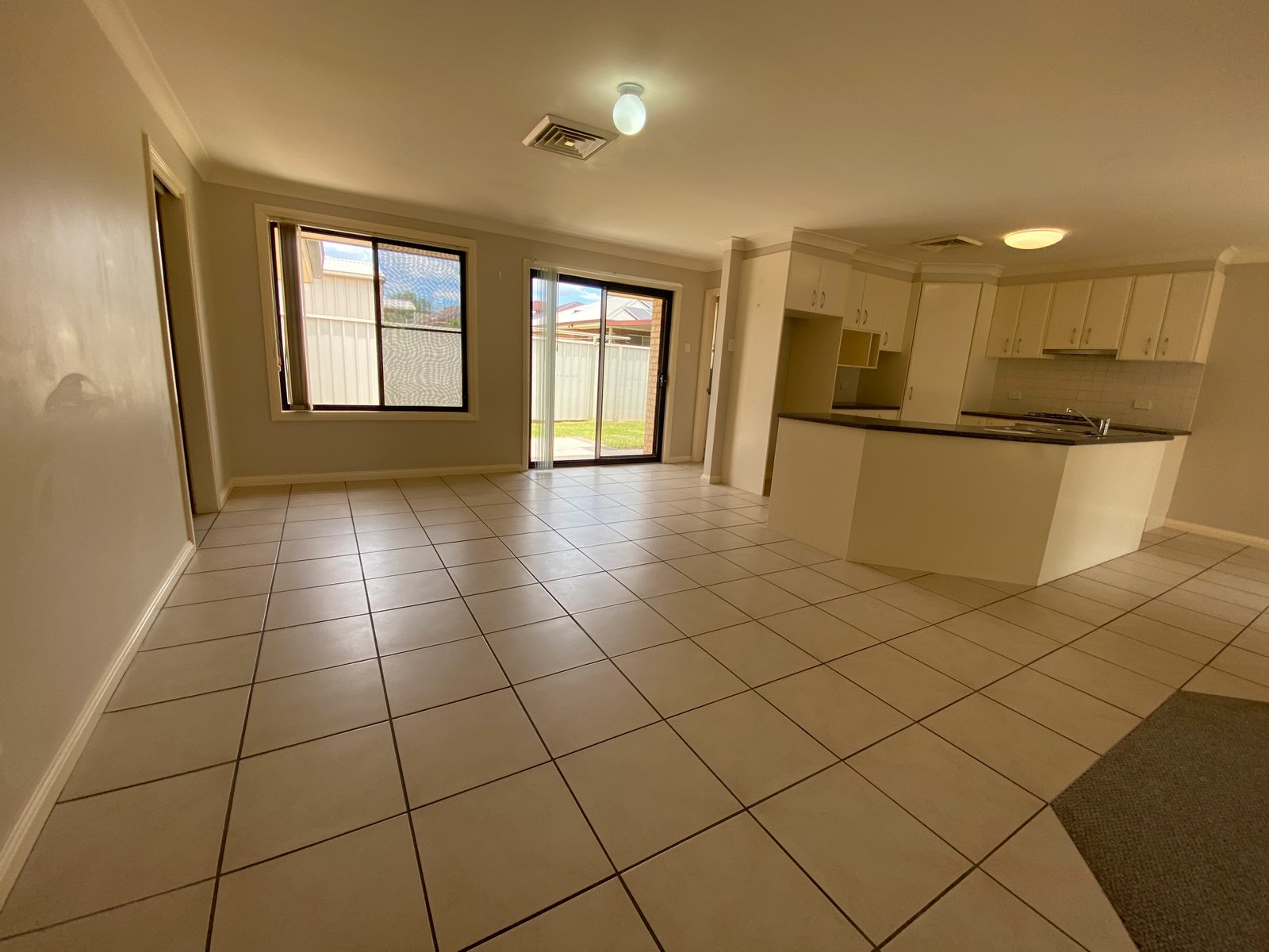 33 Warrah Drive CALALA 4