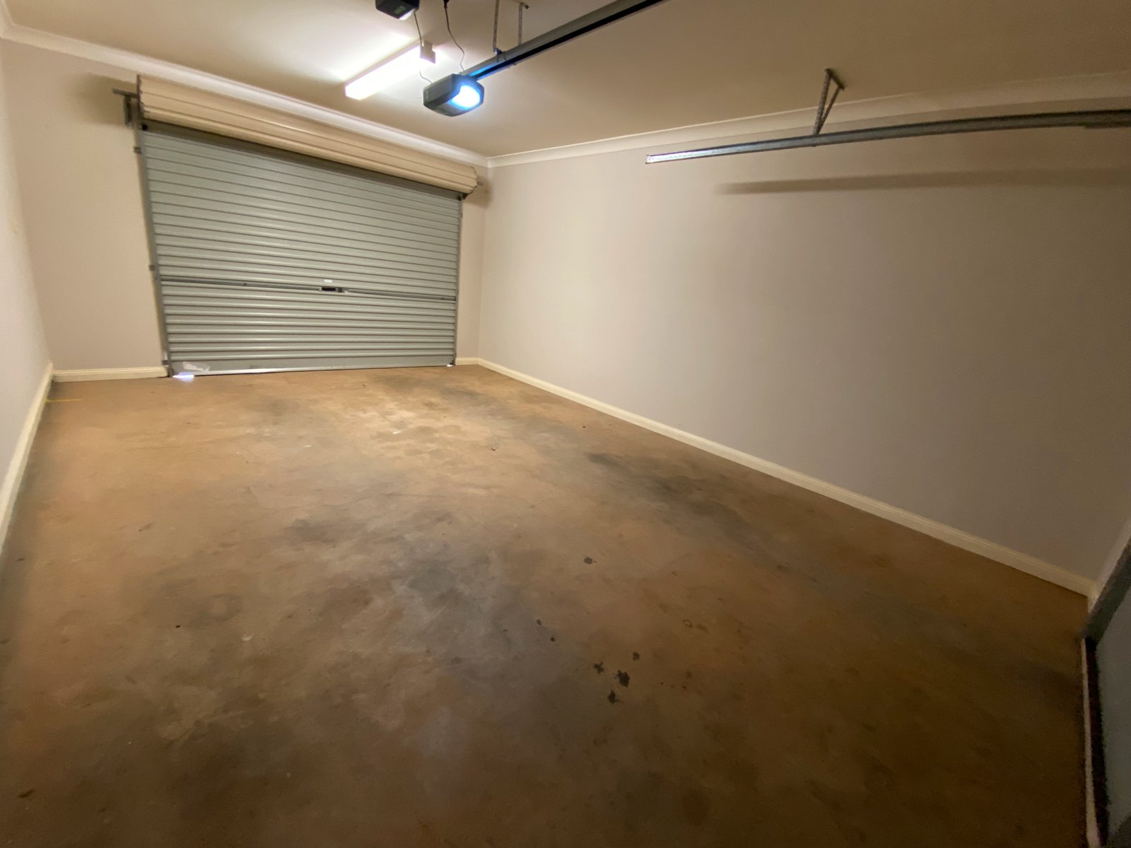 33 Warrah Drive CALALA 11