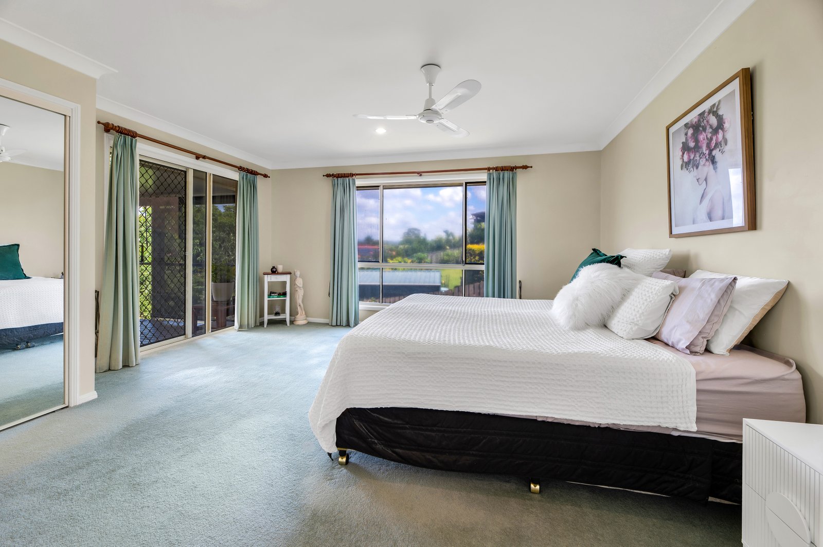 33 Warrungen Way ASHMORE 13