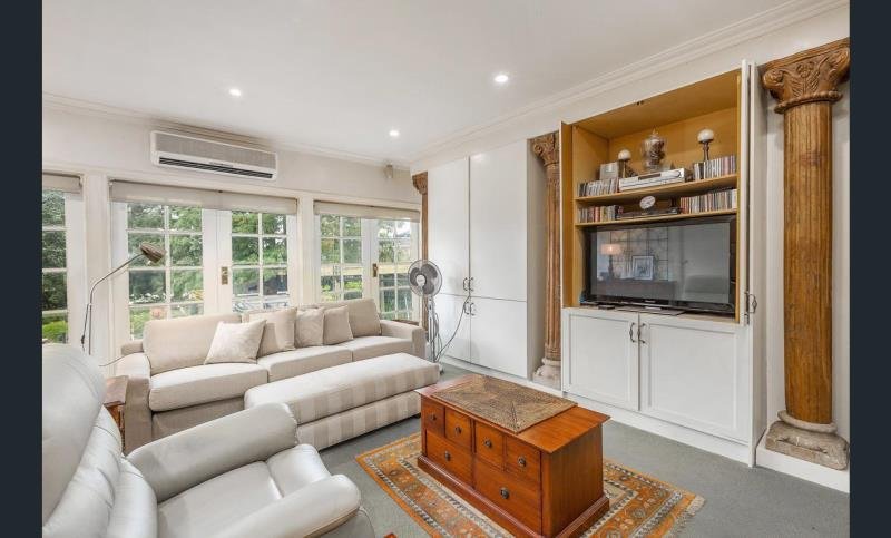 Gallery: 33 Wattle Street