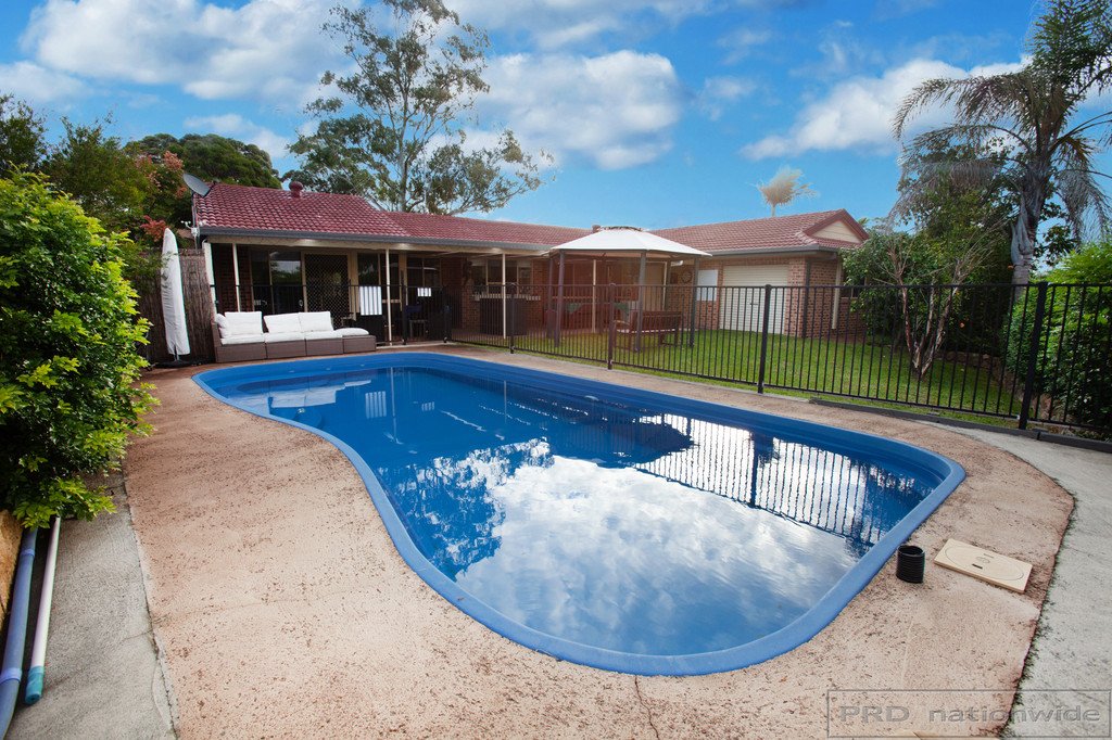 33 Welwin Crescent THORNTON 5