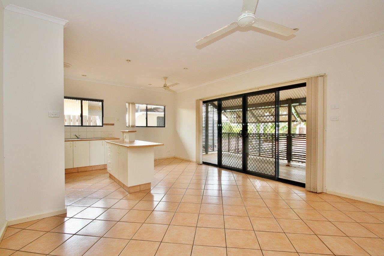 3/3 Whimbrel Street DJUGUN 4