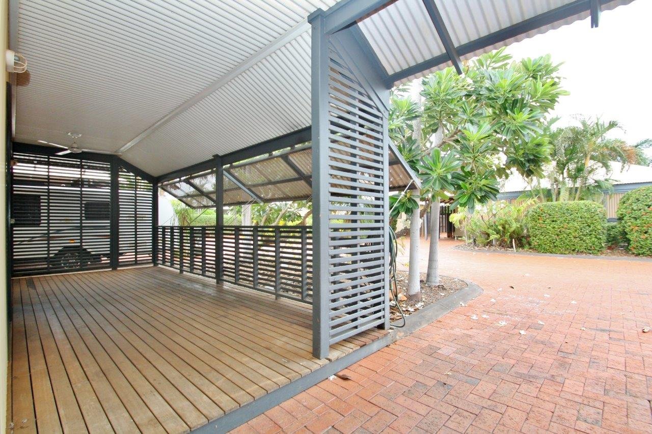 3/3 Whimbrel Street DJUGUN 11