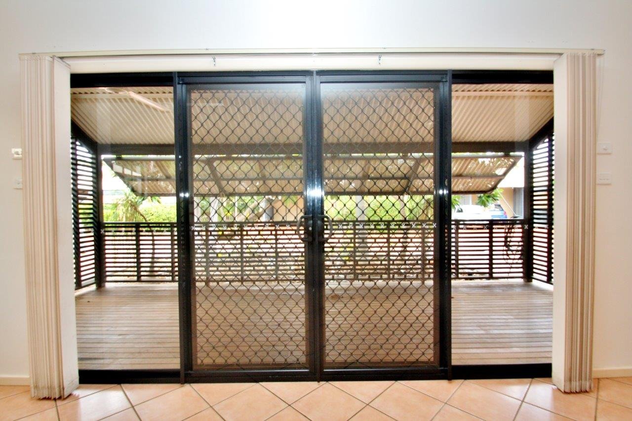 3/3 Whimbrel Street DJUGUN 12