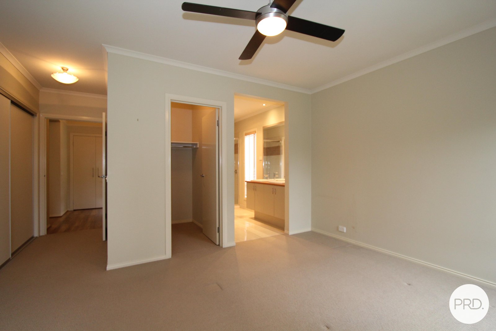 33 Windermere Way CARDIGAN VILLAGE 9