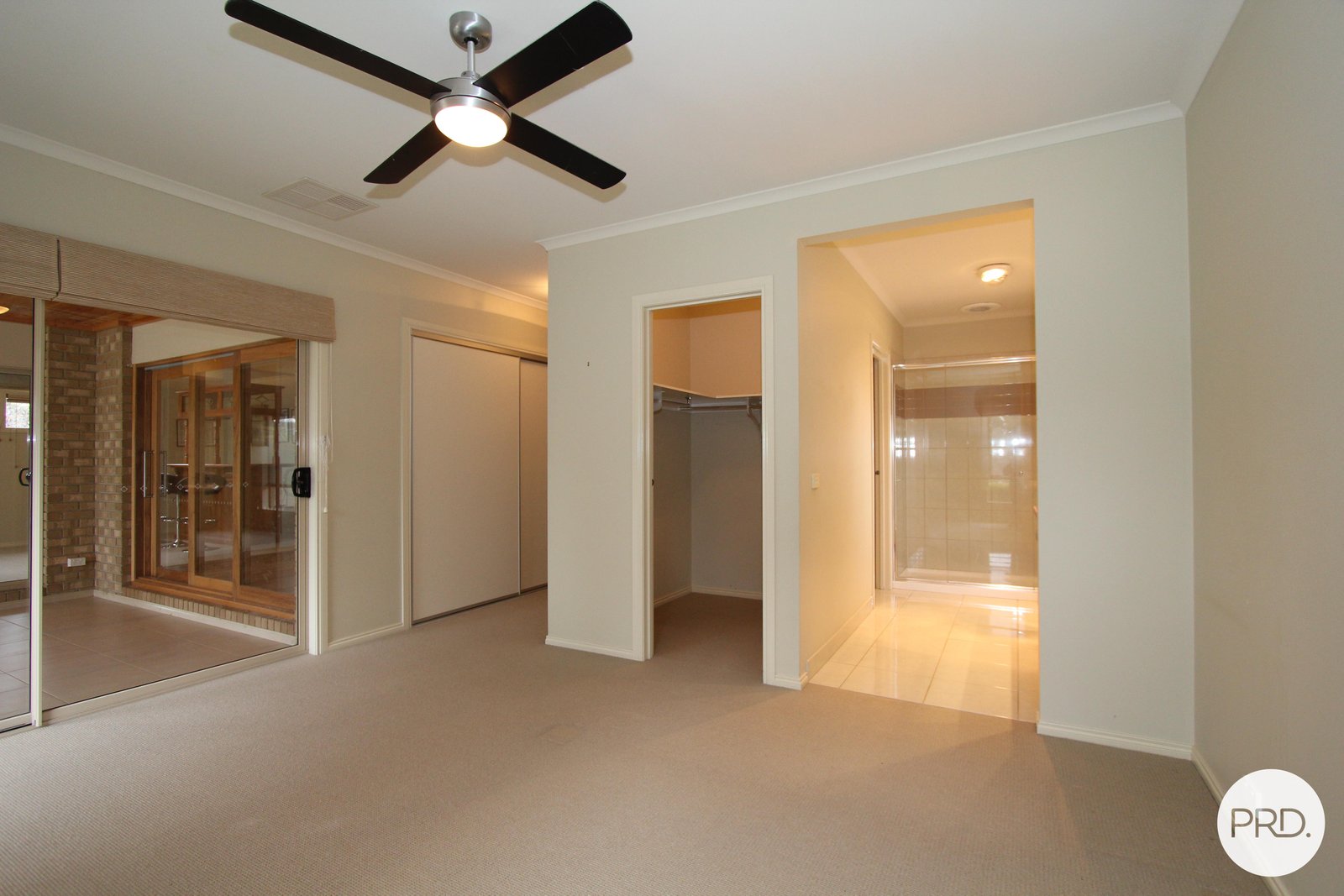 33 Windermere Way CARDIGAN VILLAGE 10