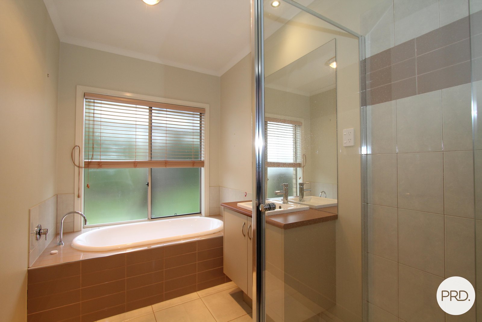 33 Windermere Way CARDIGAN VILLAGE 15