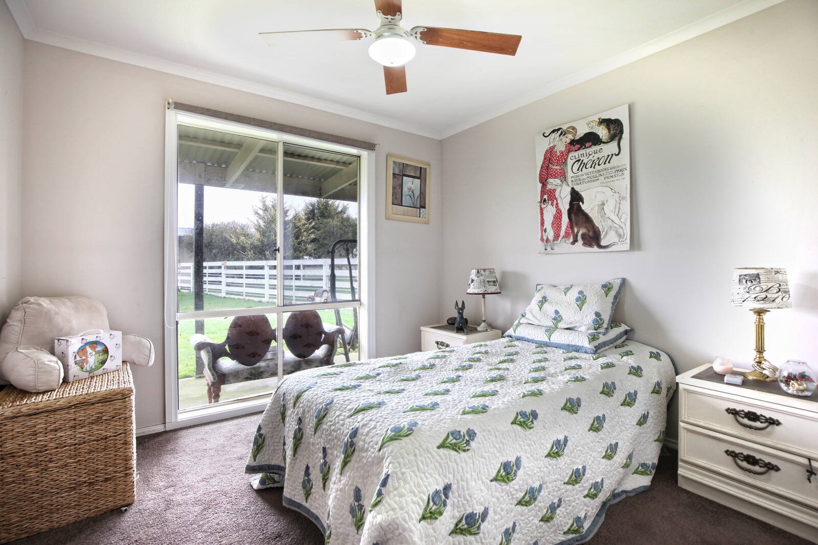 Real Estate and Property in 33 Wolfe Road, Kyneton, VIC