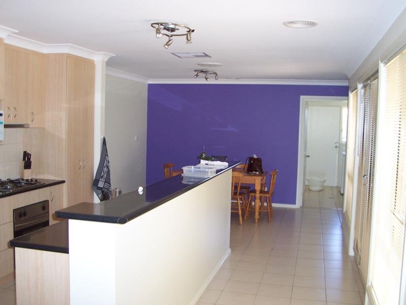 33 Womboin Crescent GLENFIELD PARK 2