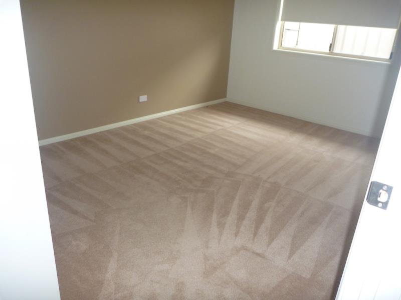 33 Womboin Crescent GLENFIELD PARK 7