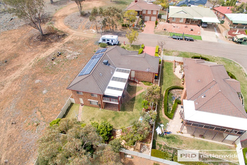 33 Woodbry Crescent TAMWORTH 23