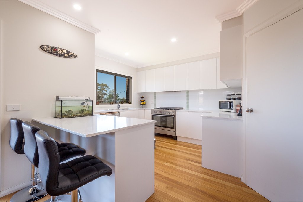33 Wybalena Avenue KOONAWARRA 2