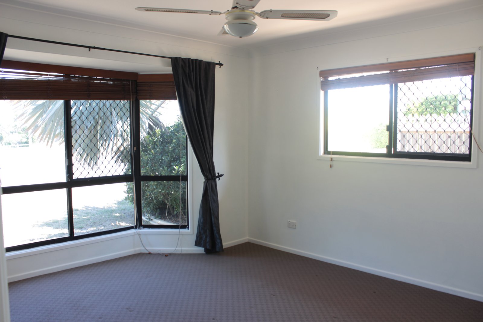 33 WYNDHAM Avenue BOYNE ISLAND 3