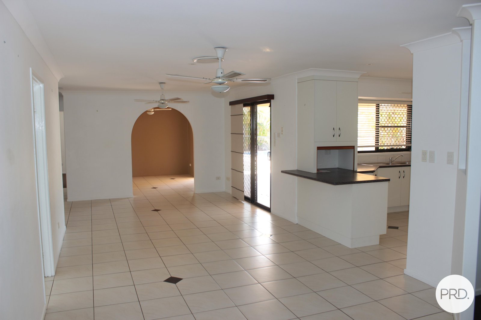 33 WYNDHAM Avenue BOYNE ISLAND 3