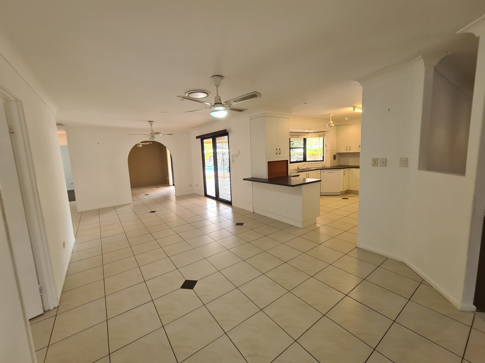 33 Wyndham Avenue BOYNE ISLAND 5