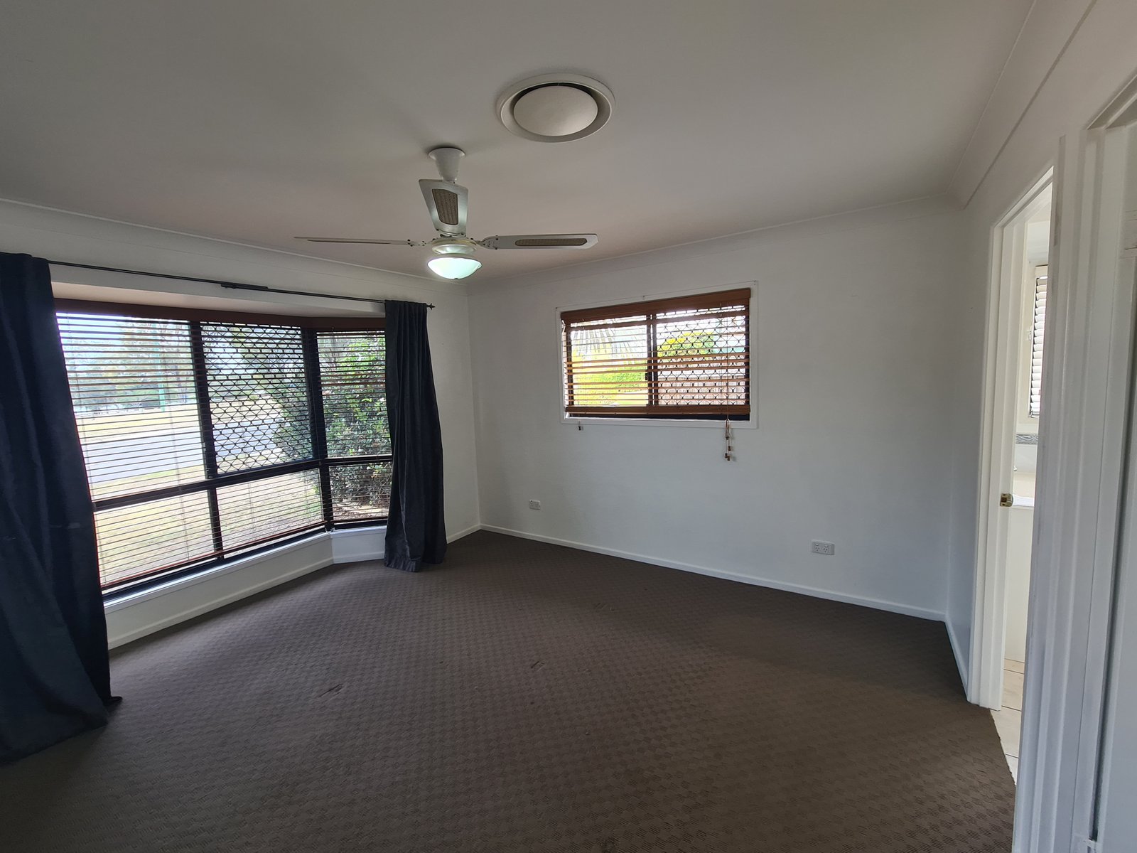 33 WYNDHAM Avenue BOYNE ISLAND 5