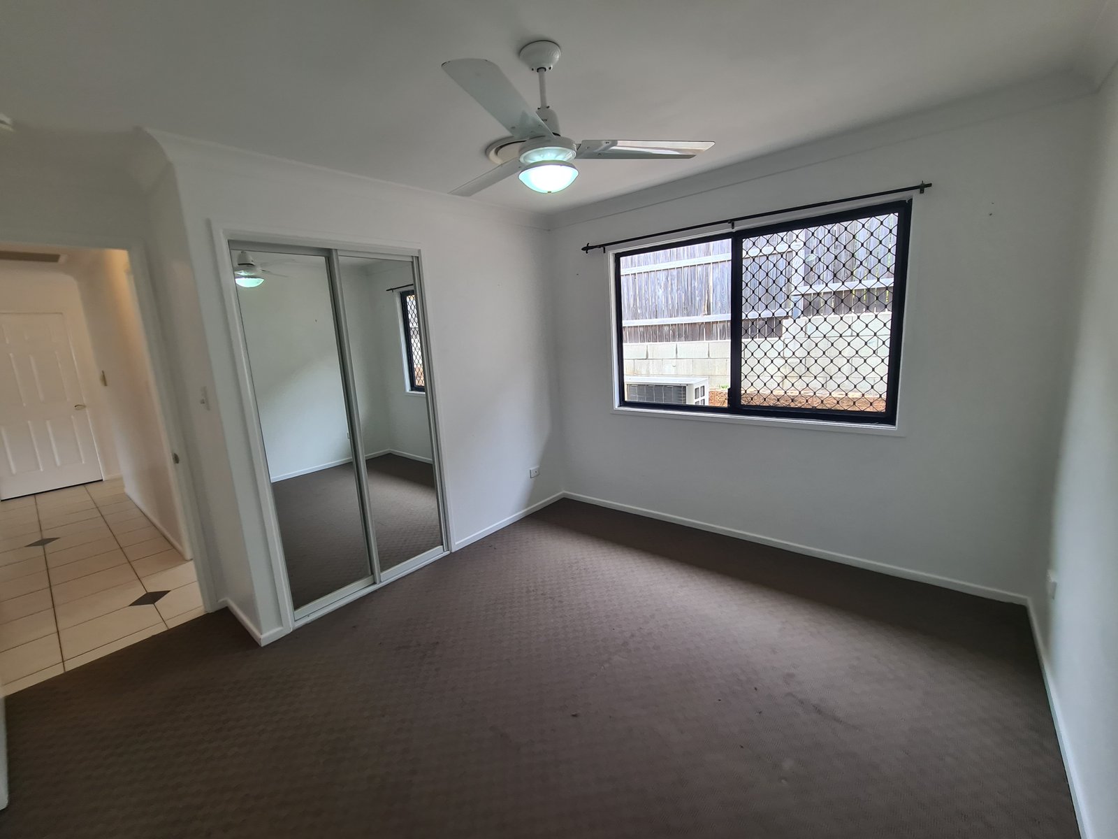 33 WYNDHAM Avenue BOYNE ISLAND 21