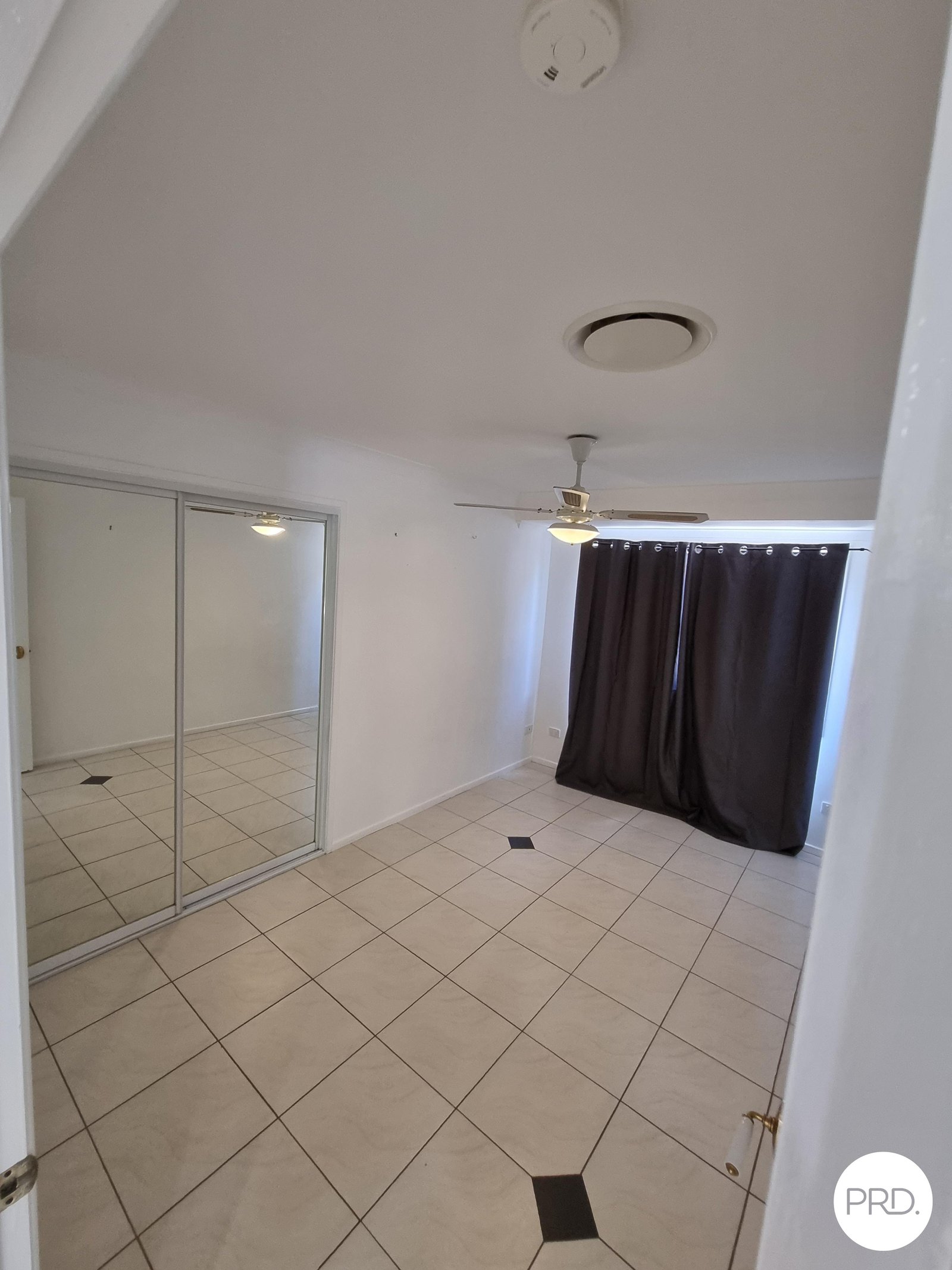 33 Wyndham Avenue BOYNE ISLAND 16