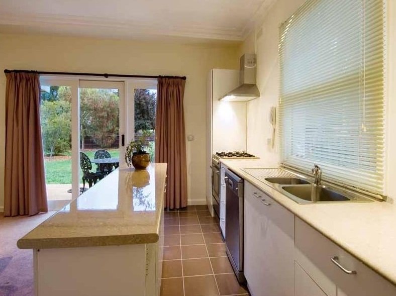 Real Estate and Property in 33 Yaldwyn St East, Kyneton, VIC