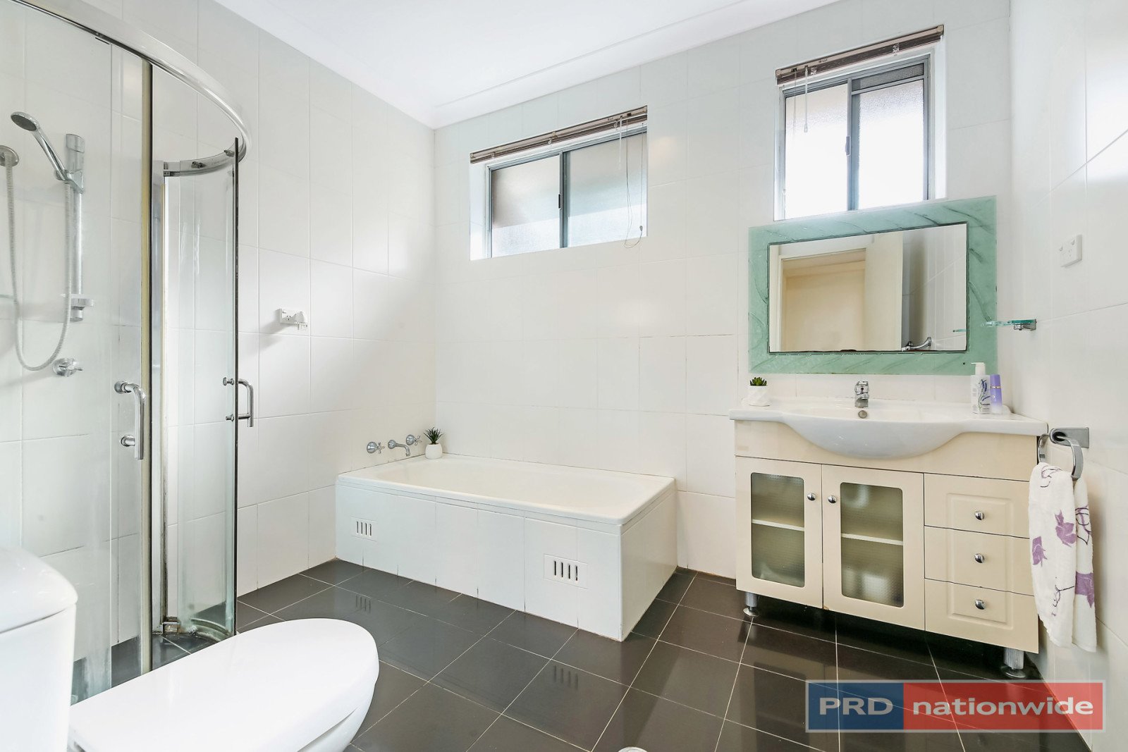 3/30 Bassett Street HURSTVILLE 3