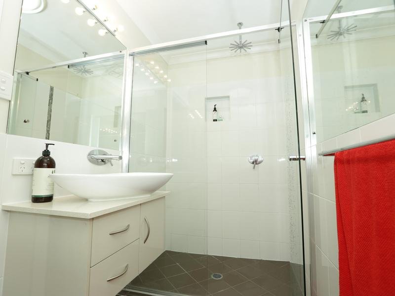 3/30 BEACH Avenue TANNUM SANDS 8