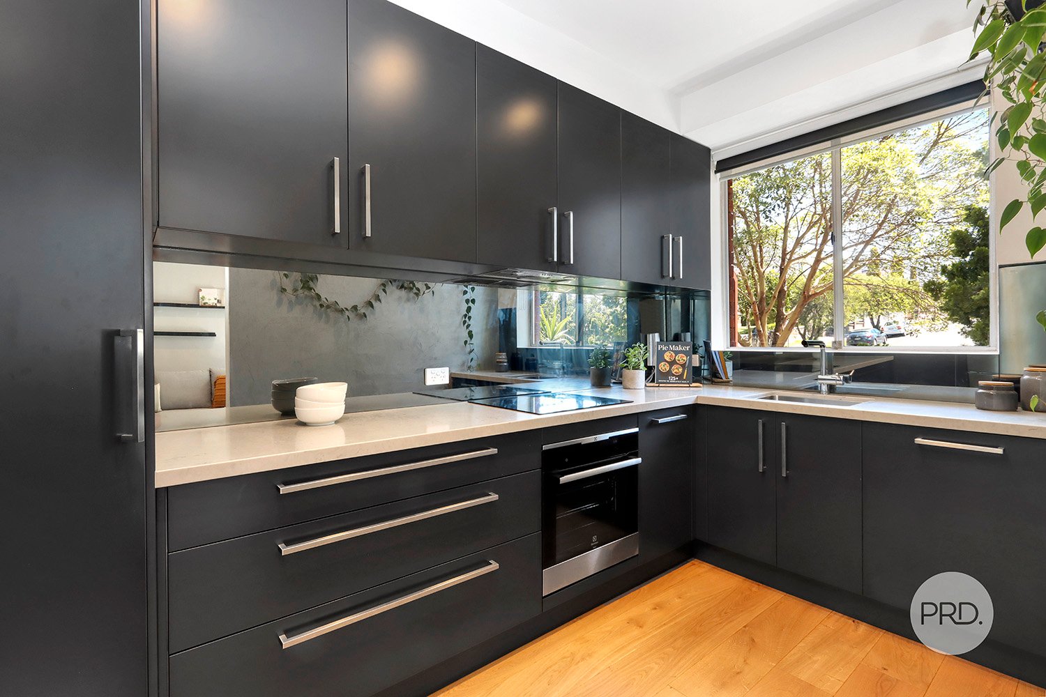 3/30 Guinea Street KOGARAH 2