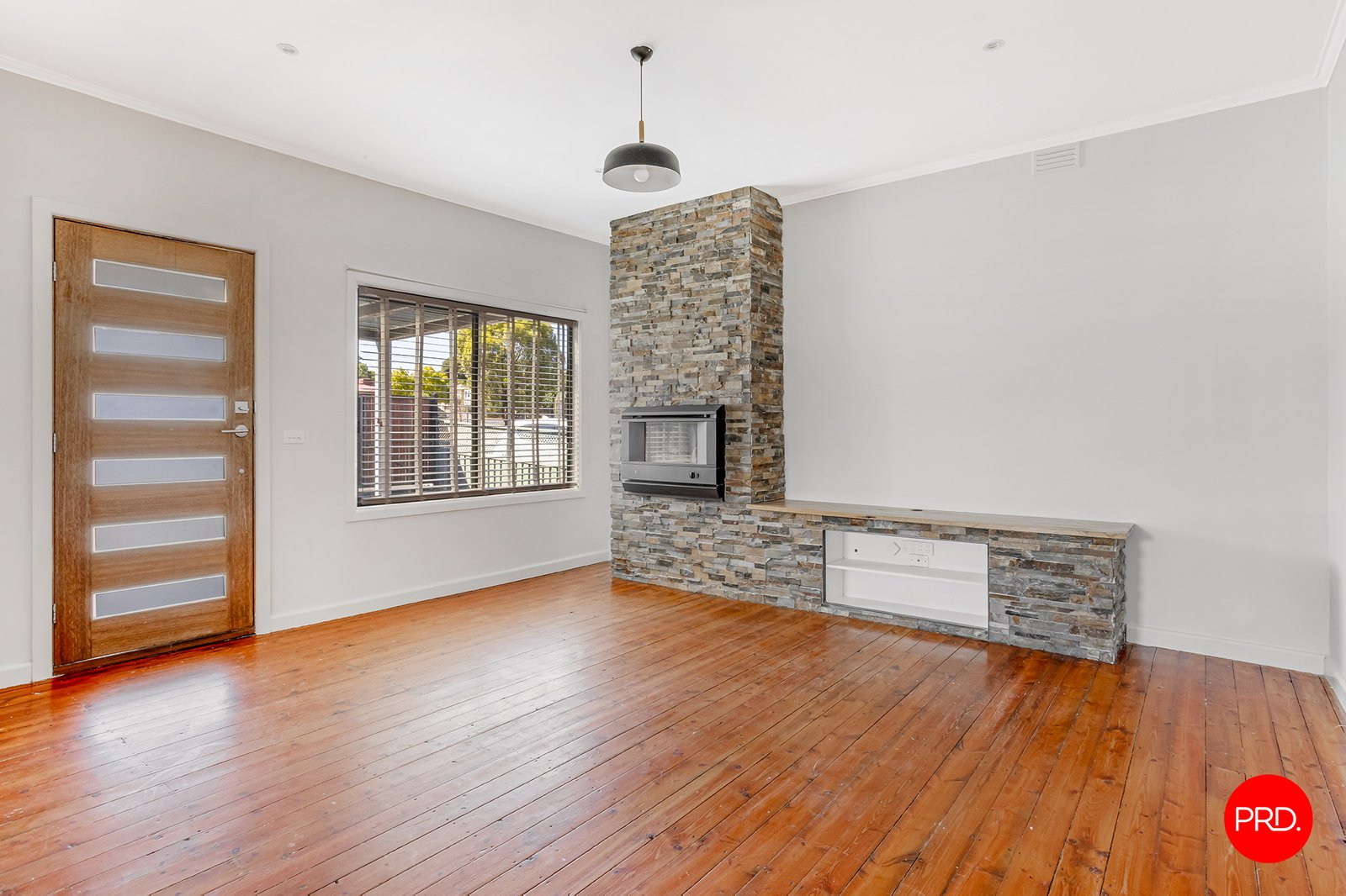 330 High St  KANGAROO FLAT 5