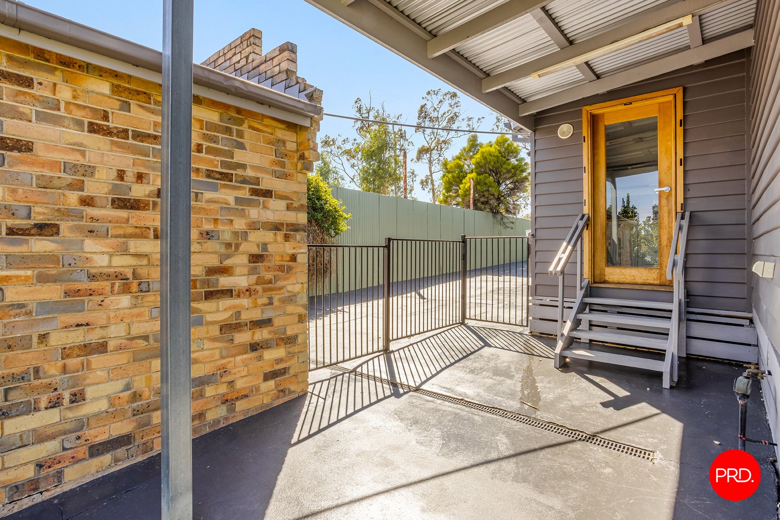 330 High St  KANGAROO FLAT 14