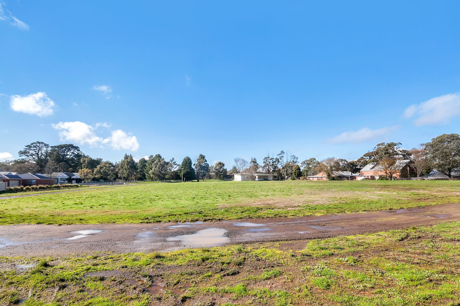 330 Larter Street GOLDEN POINT 5