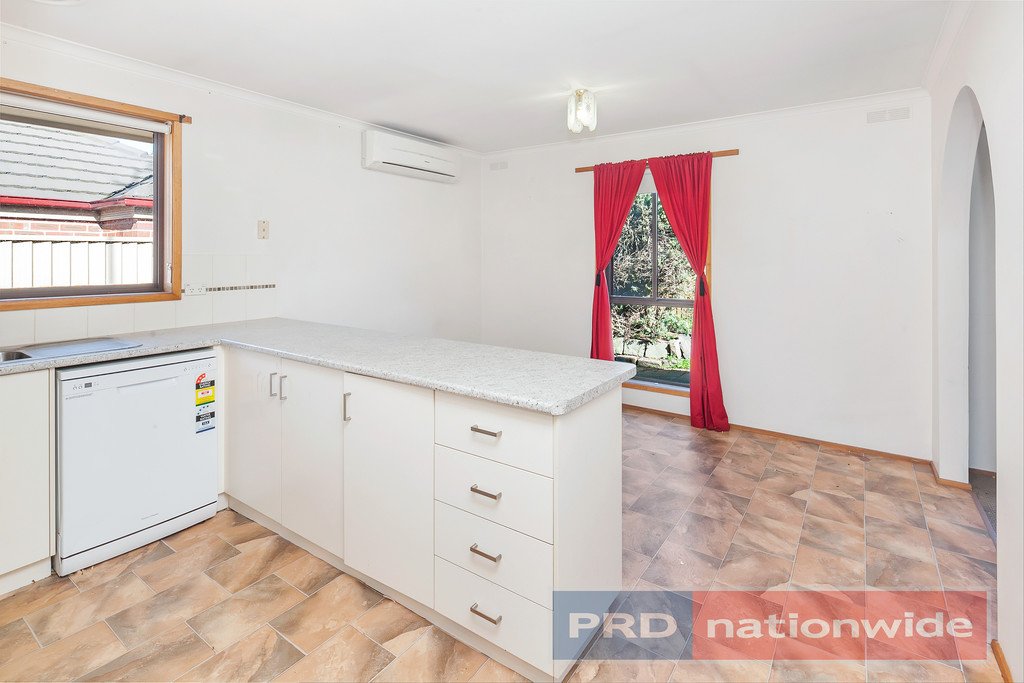 330 Peel Street North BLACK HILL 6