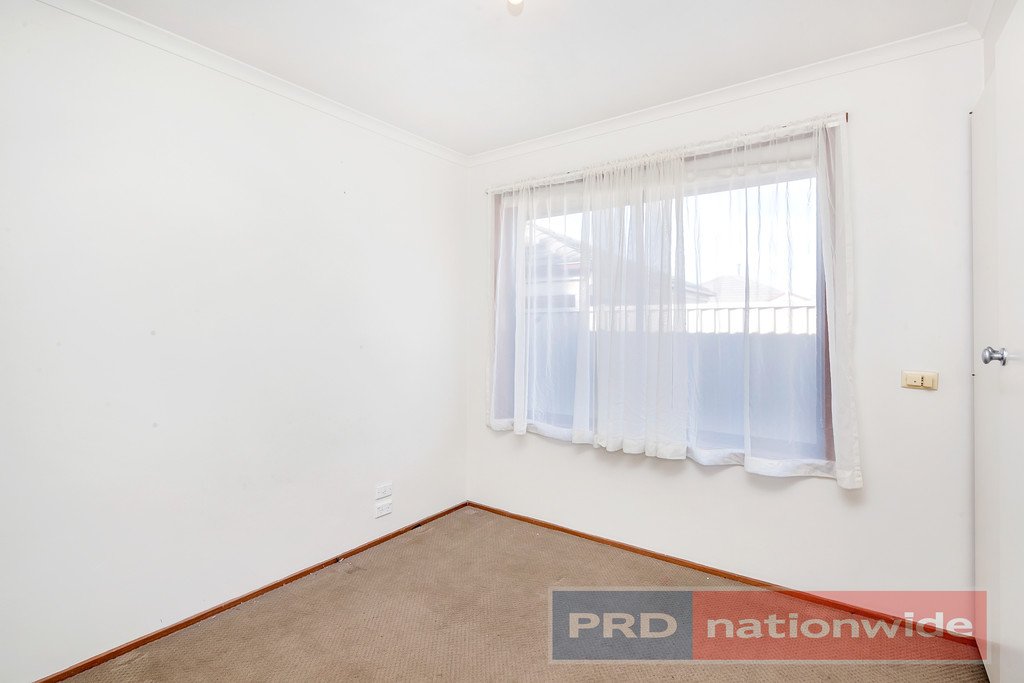 330 Peel Street North BLACK HILL 8