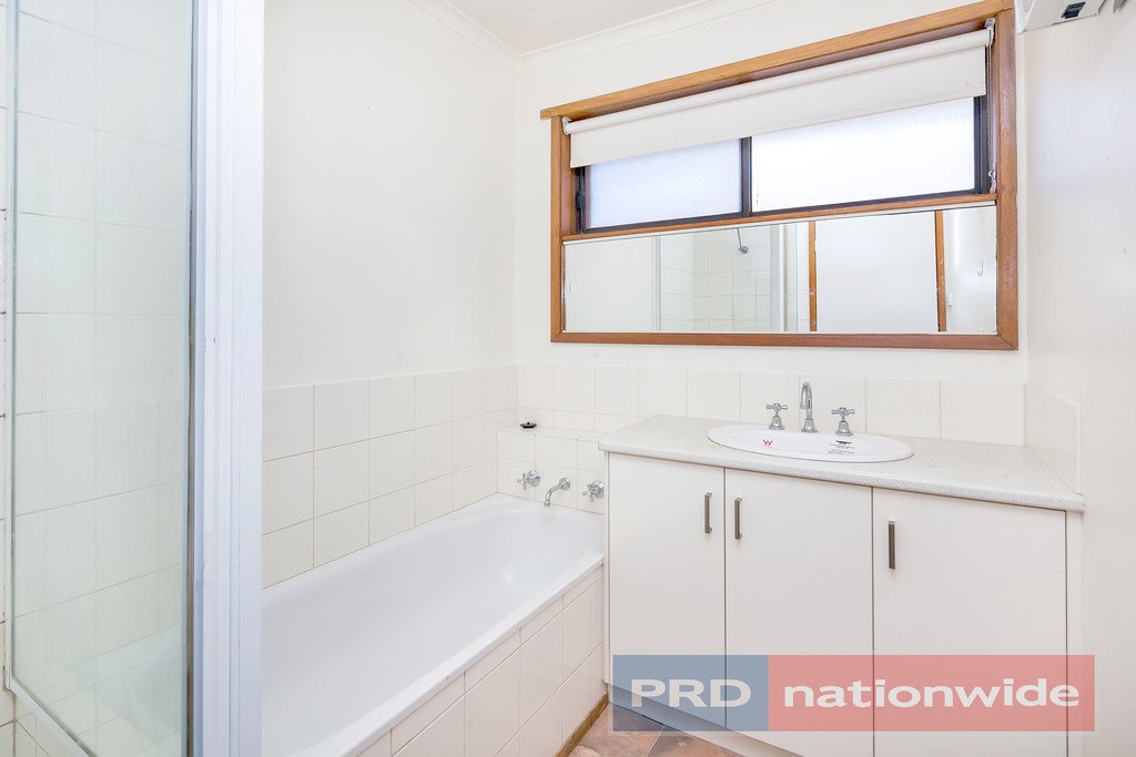 330 Peel Street North BLACK HILL 11