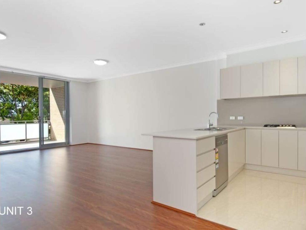 3/30 Pindari Road PEAKHURST HEIGHTS 1