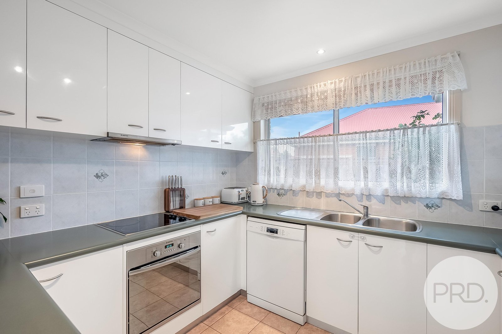 3/30 Somerville Street SORELL 11