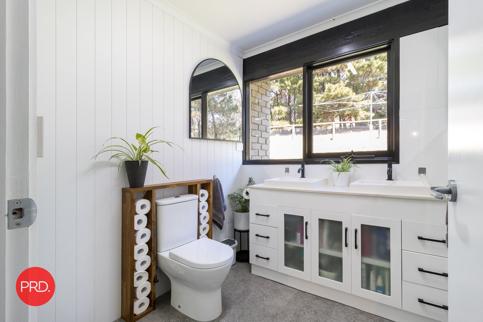 330 Spring Creek Road BUNGENDORE 12