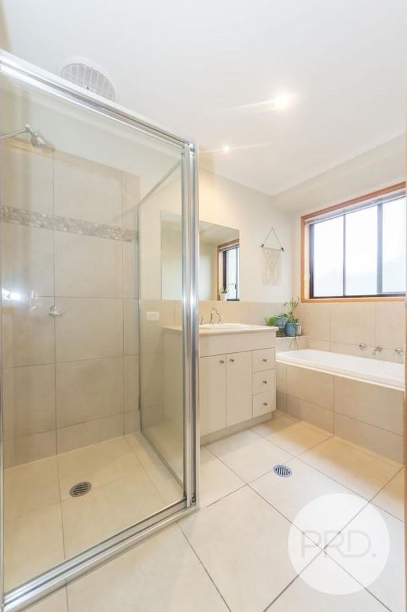 3/30 Thorneycroft Avenue WODONGA 7