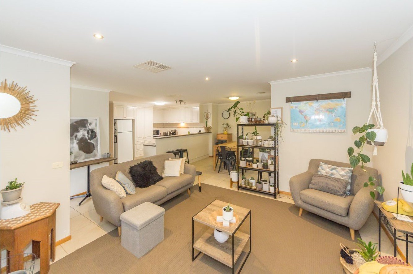 3/30 Thorneycroft Avenue WODONGA 5