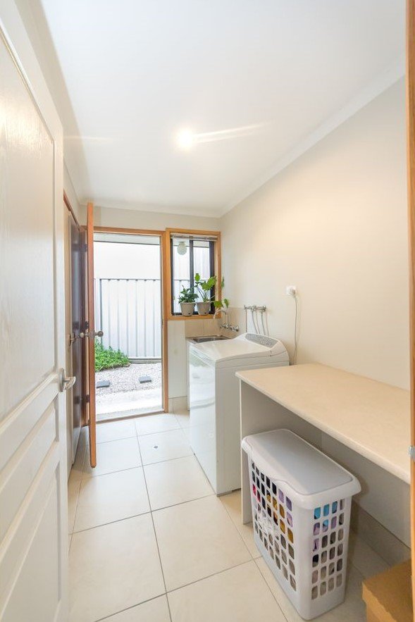3/30 Thorneycroft Avenue WODONGA 9