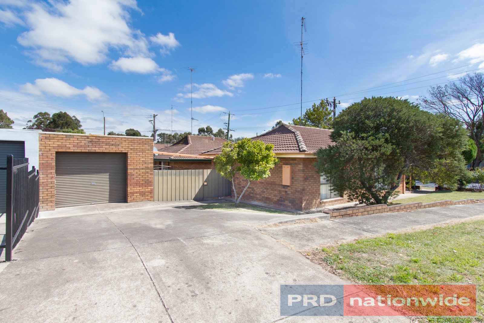 3/301 Main Road GOLDEN POINT 2