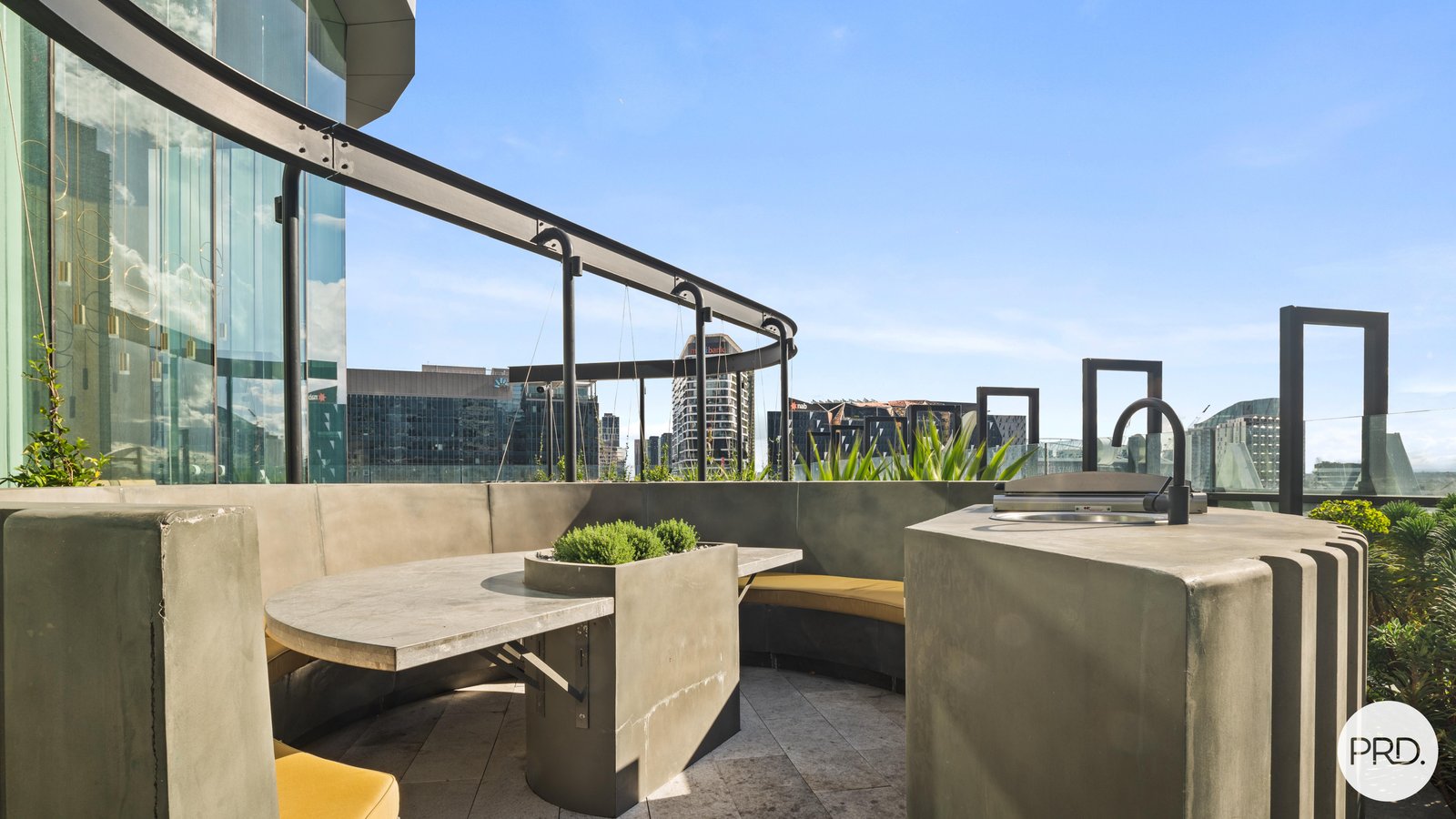 3305/138 Spencer Street MELBOURNE 12