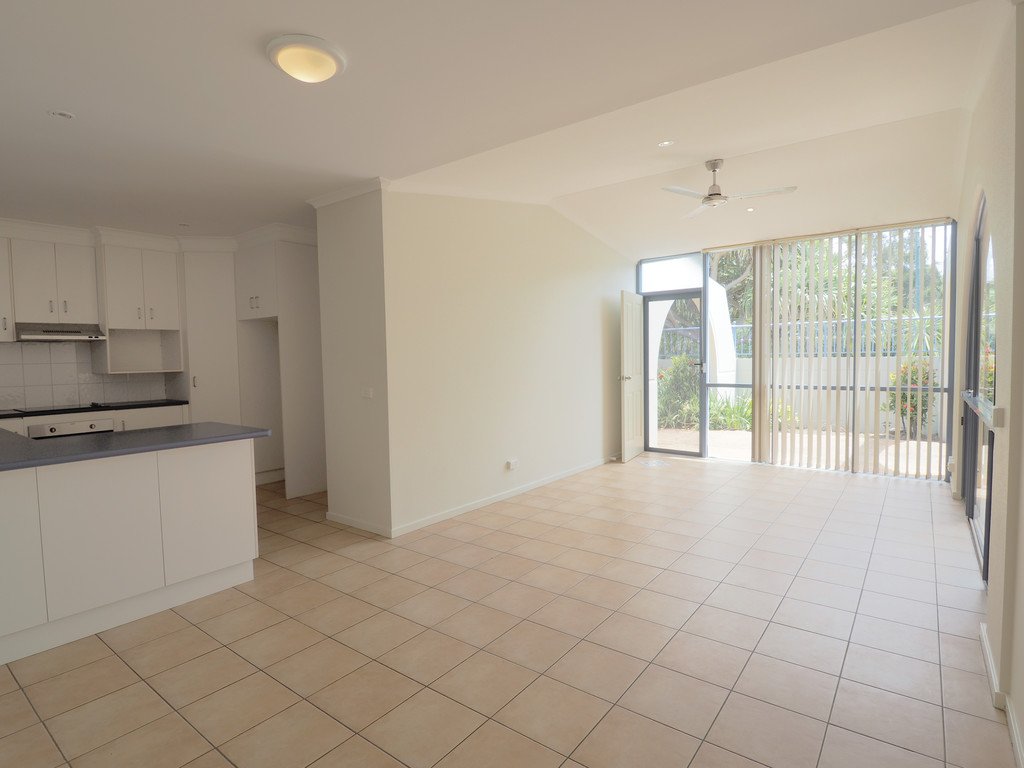3/306-310 Harbour Drive COFFS HARBOUR 10