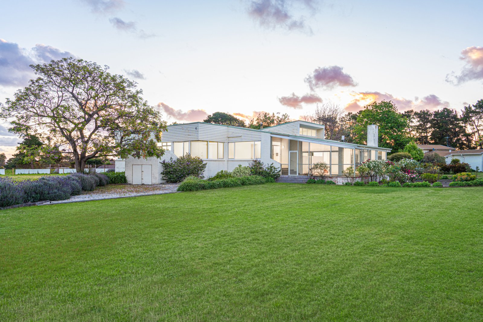 Gallery: 331-339 Bawtree Road