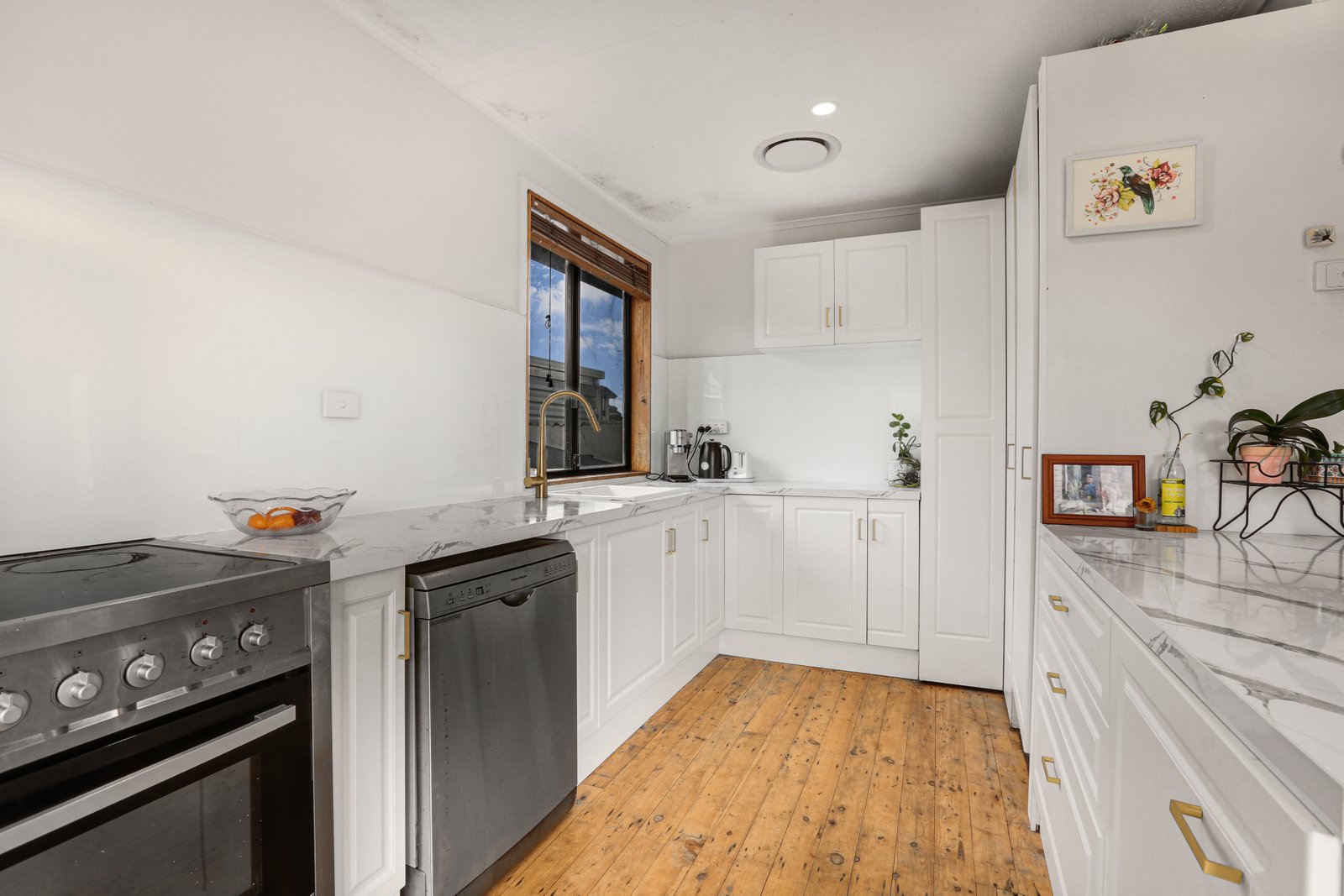 331 Northcliffe Drive BERKELEY 2