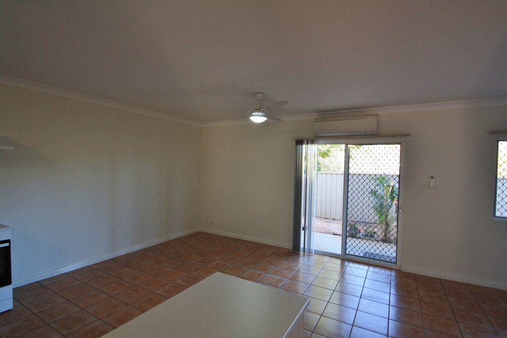 33/10 De Pledge Way CABLE BEACH 4