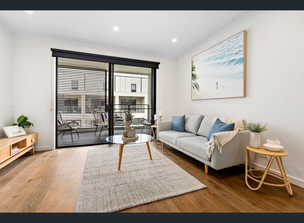 Gallery: 33/111 Kinross Avenue