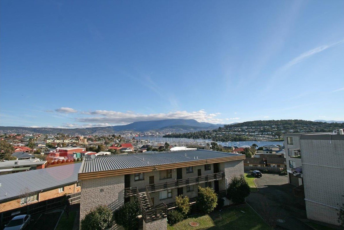 33/13 Alma Street BELLERIVE 3