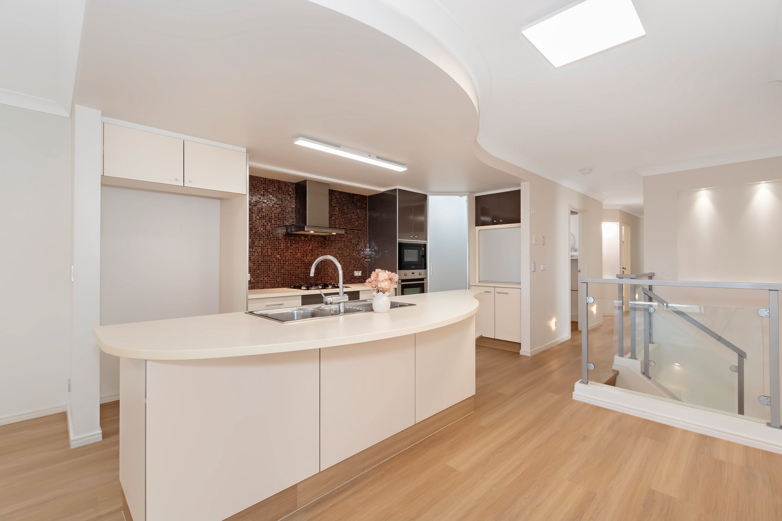 3313 Central Place CARRARA 1